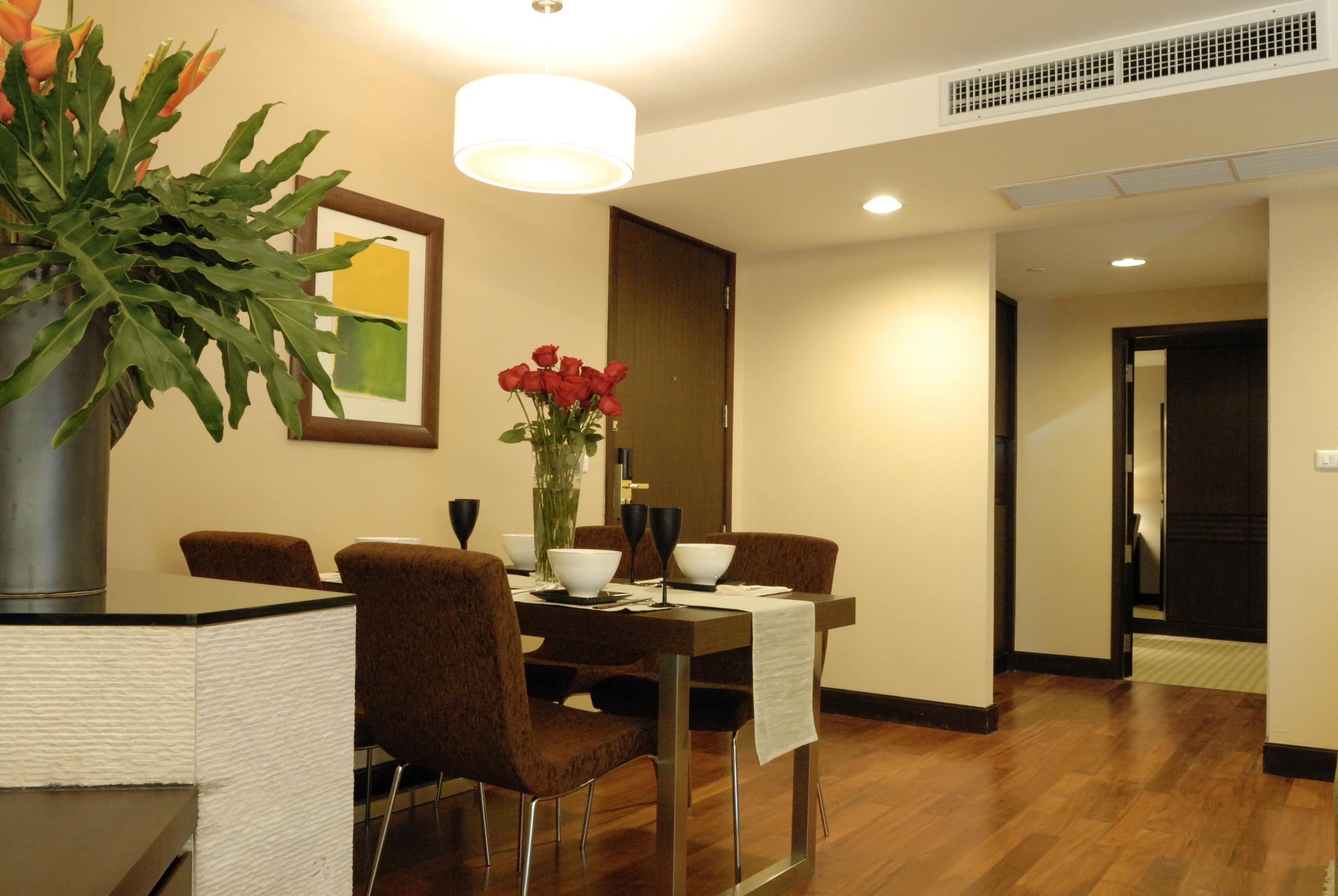 The Narathiwas Hotel & Residence Sathorn Bangkok Eksteriør billede