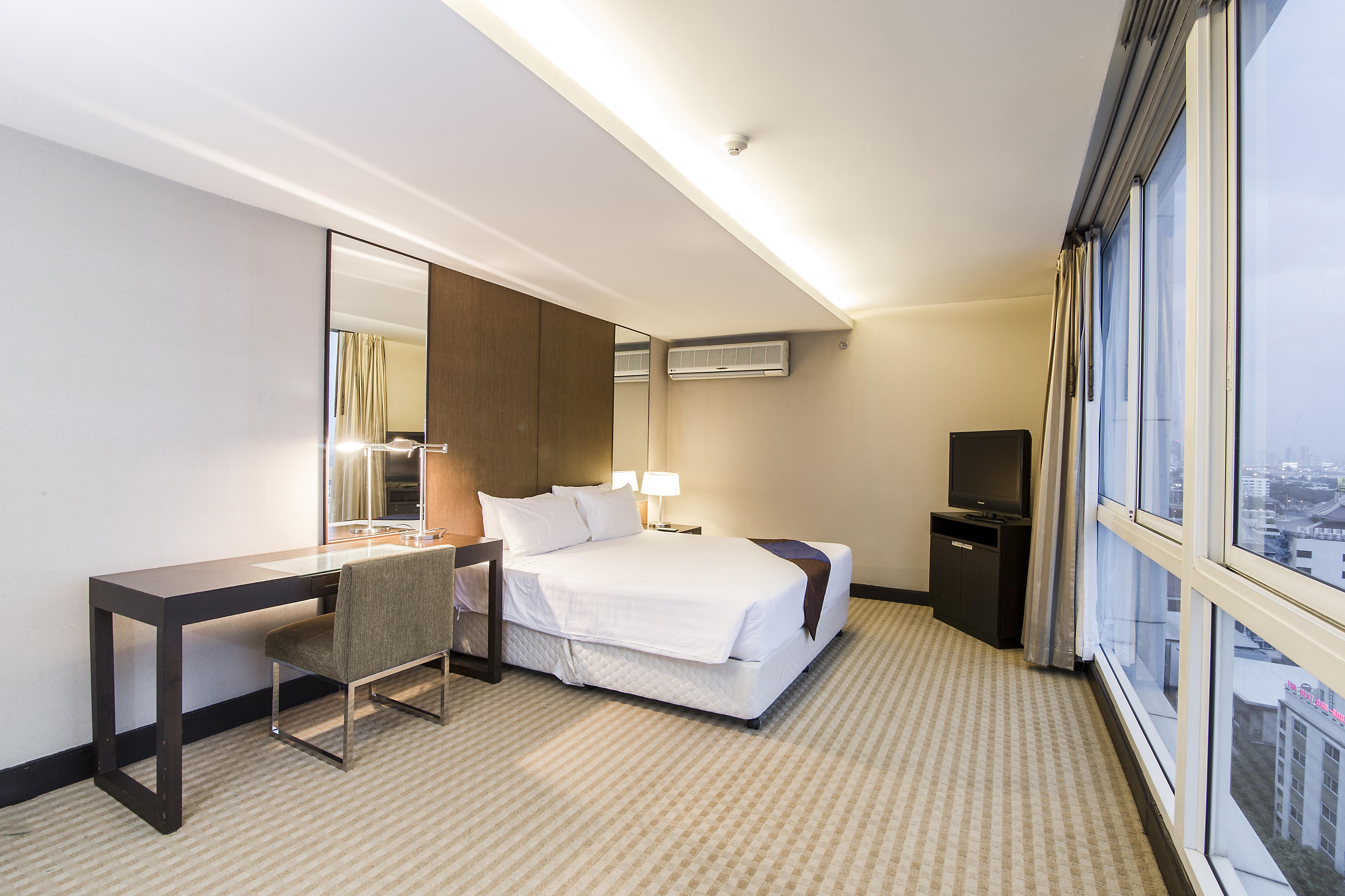 The Narathiwas Hotel & Residence Sathorn Bangkok Eksteriør billede
