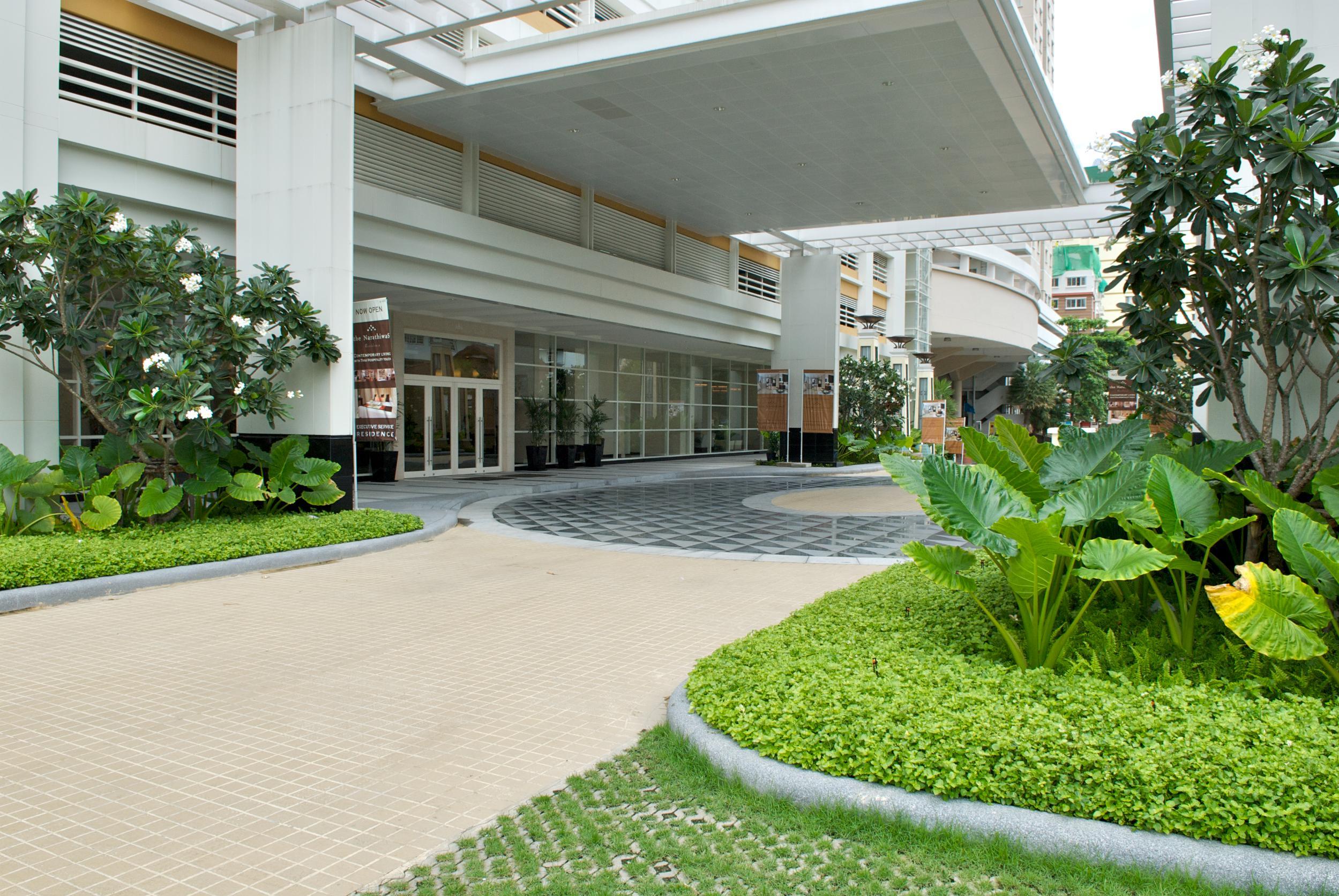 The Narathiwas Hotel & Residence Sathorn Bangkok Eksteriør billede