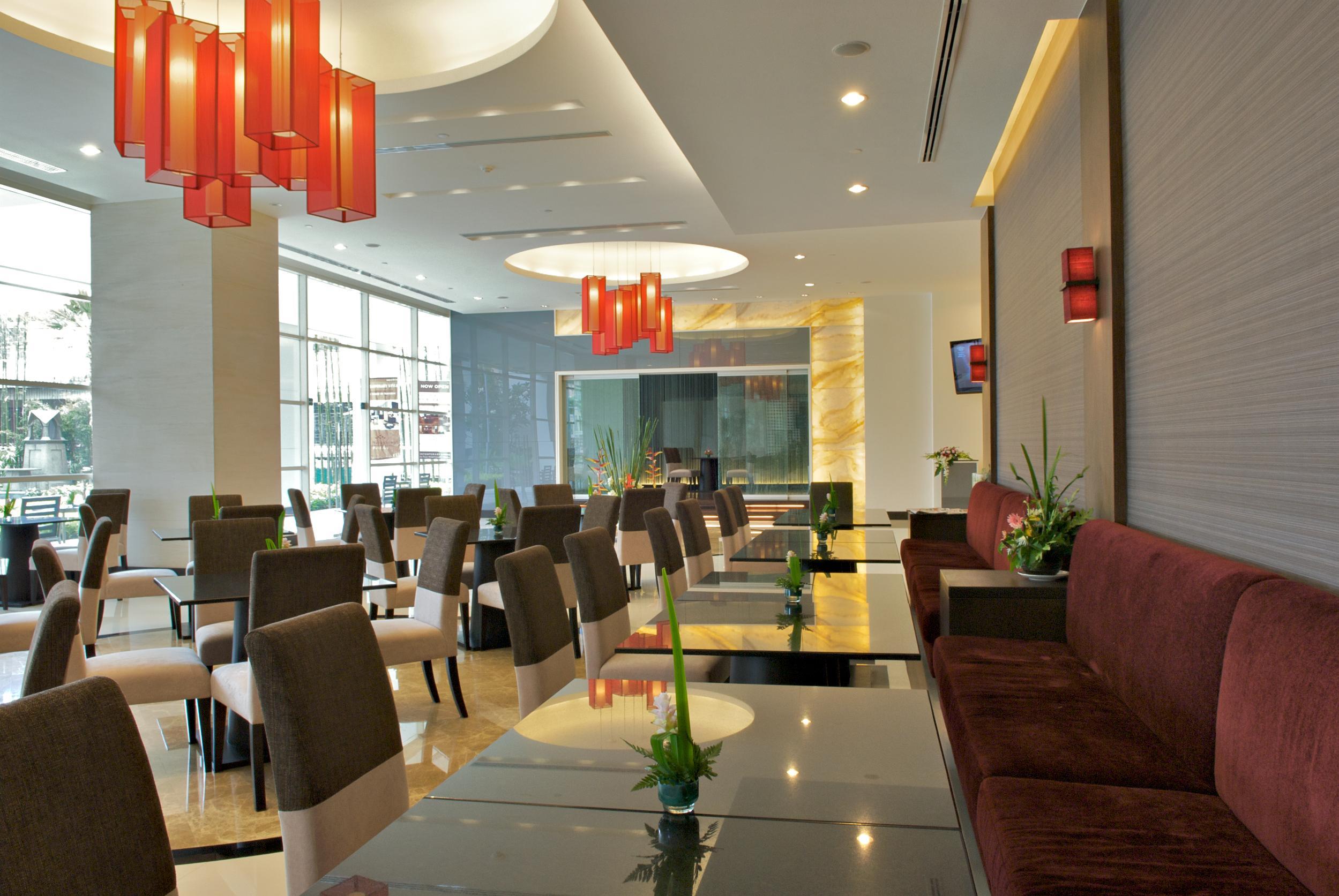 The Narathiwas Hotel & Residence Sathorn Bangkok Eksteriør billede