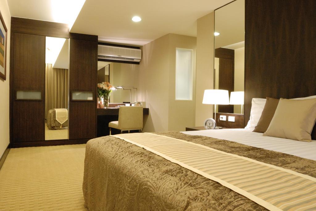 The Narathiwas Hotel & Residence Sathorn Bangkok Eksteriør billede